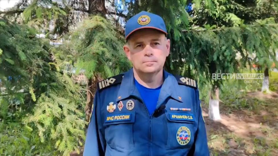 Спасатели напоминают о правилах поведения на воде перед стартом купального сезона в Чувашии