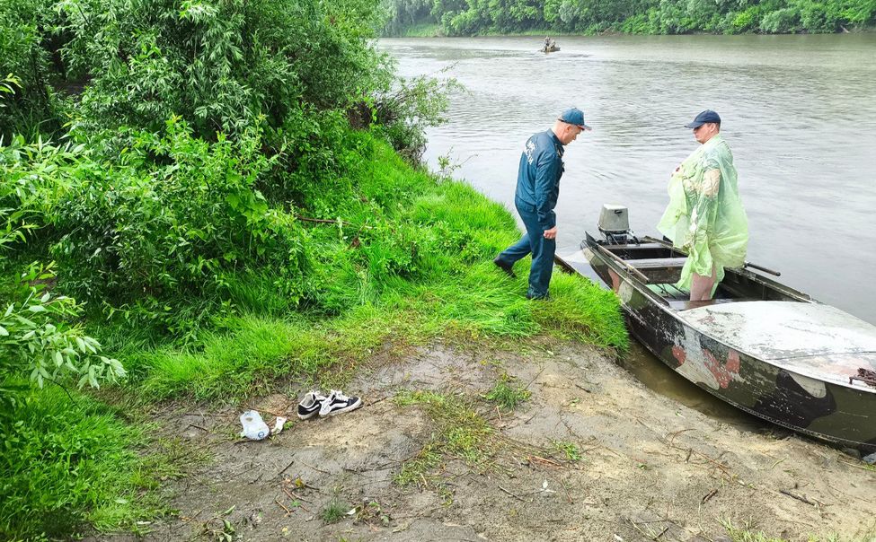 В Алатыре разыскиваю 12-летнию девочку, предполагают, что она утонула