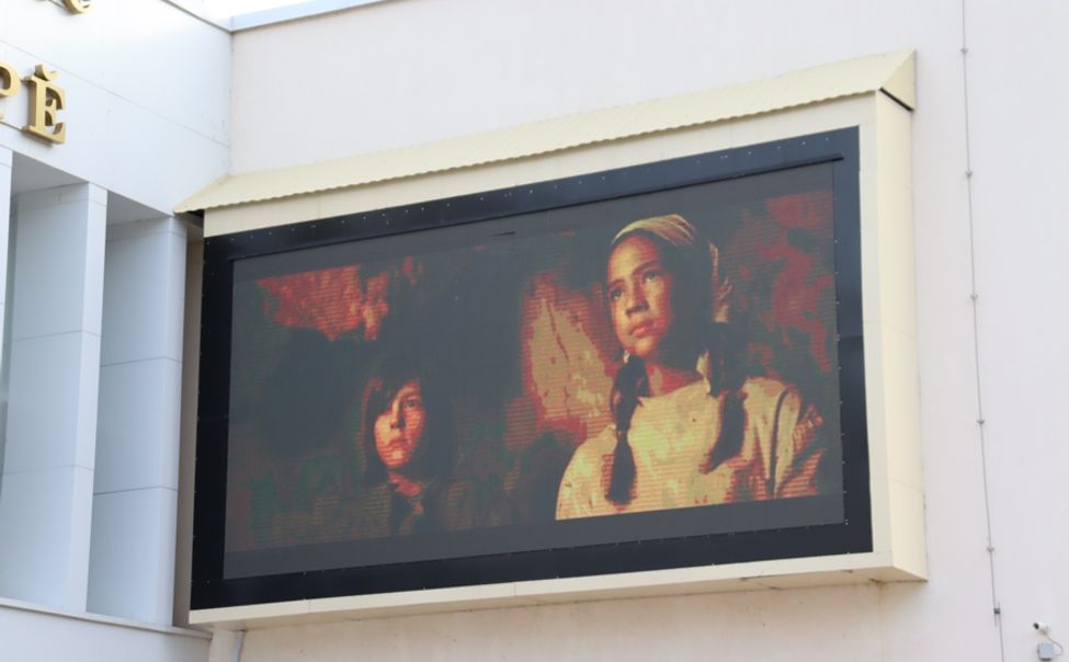 В кинозале «Сеспель» открылся сезон уличных кинопоказов