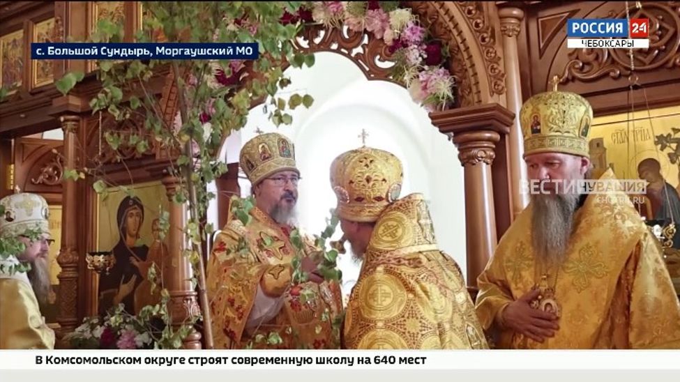 Уникальное богослужение: в День всех святых в Большом Сундыре молились 4 архиерея