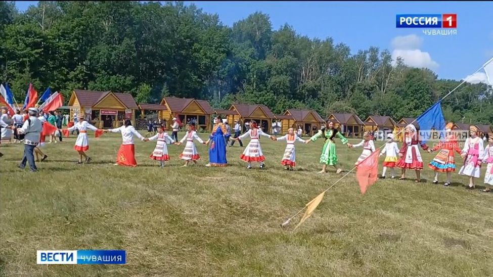 Ярко и масштабно по всей республике отмечают "Акатуй"