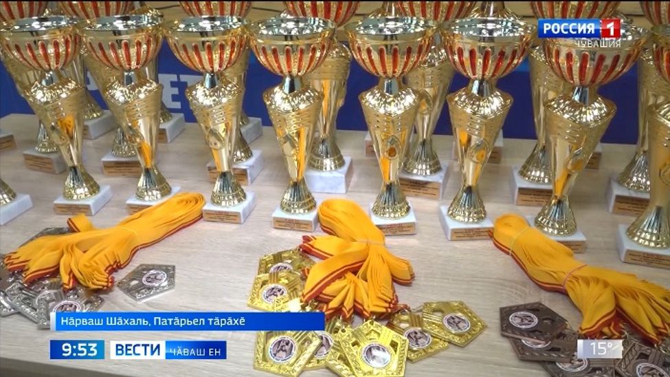 Патӑрьел тӑрӑхӗнче Николай Трифонов спорт ветеранӗн ҫавра ҫулне ӑмӑрту йӗркелесе паллӑ турӗҫ 