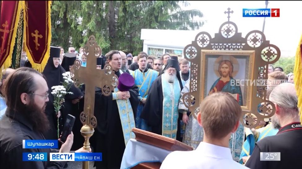 Утӑ уйӑхӗн 6-мӗшӗнче Православи тӗнчи Турӑ Амӑшӗн Владимирти таса сӑнӗн кунне паллӑ турӗ