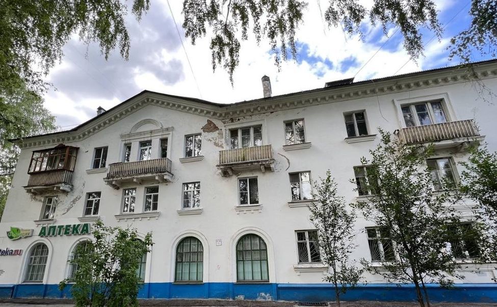 В Чебоксарах двое детей выпали из окон