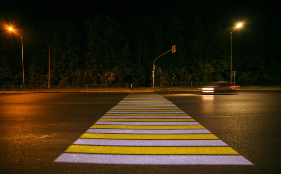 На дорогах Чувашии установят говорящие проекционные переходы