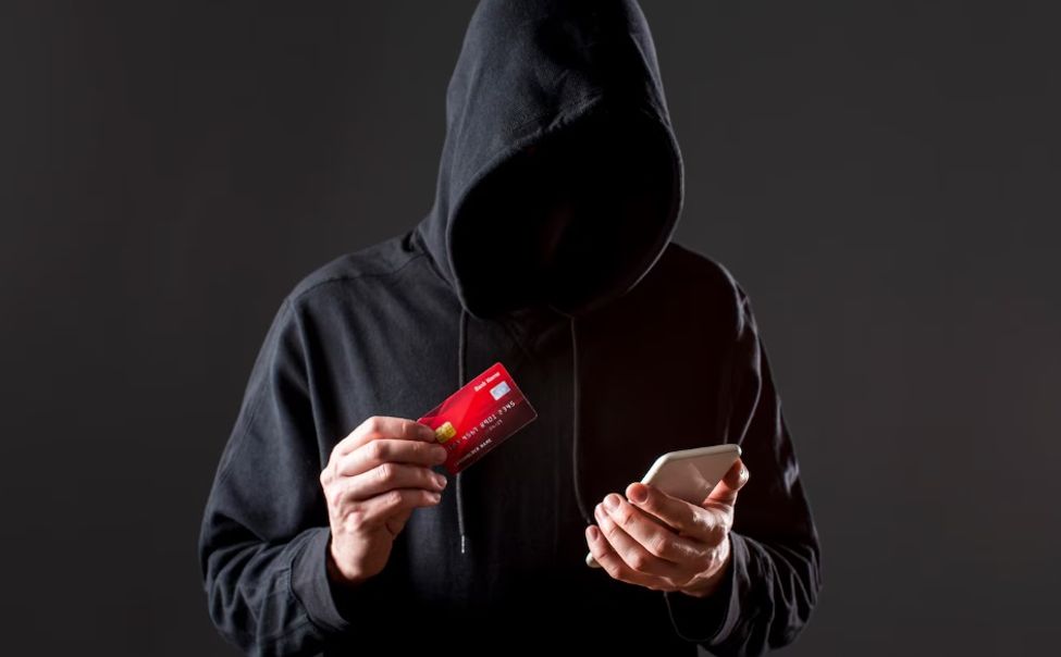 В Новочебоксарске мошенники взялись за сотрудников банков