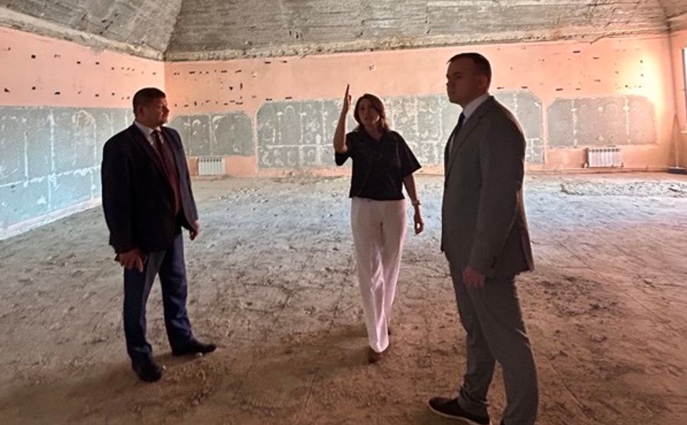 В Чебоксарах приступили к ремонту школы для дрон-гонок