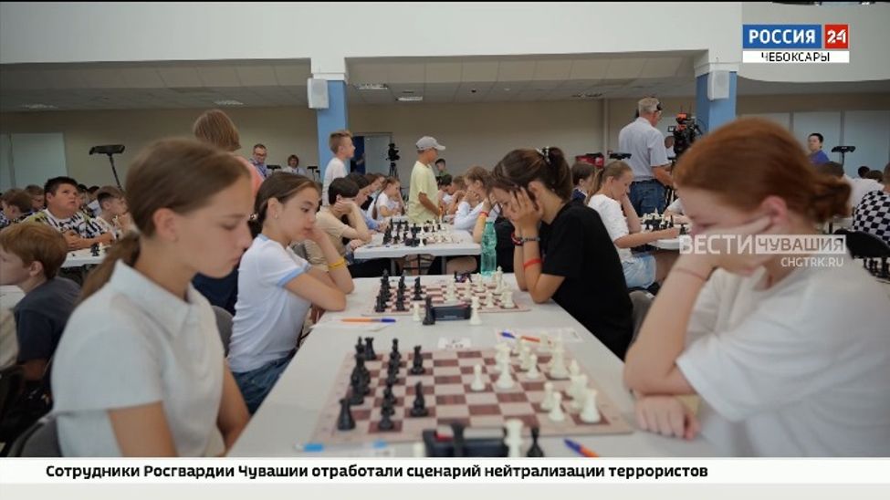 В Чебоксарах проходит Всероссийский турнир по шахматам "Шоколадный Кубок"