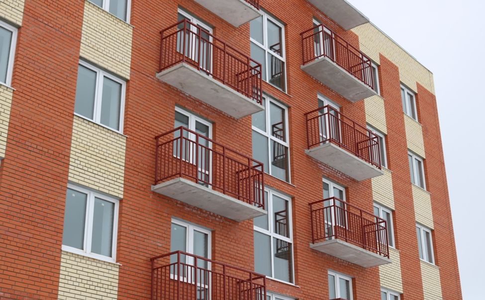 До конца 2026 года 256 жителей Чувашии переселят из аварийного жилья в рамках нацпроекта