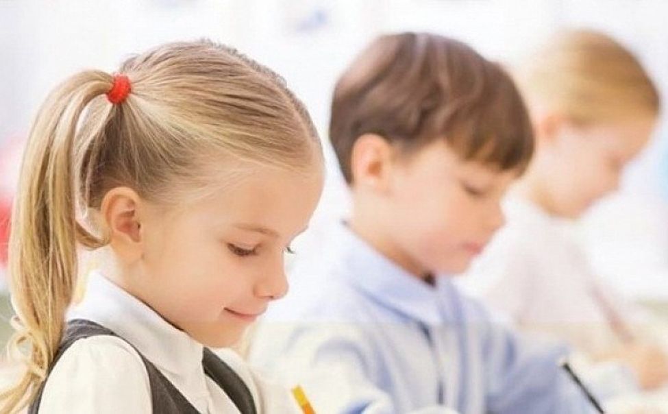 Более 1400 многодетных семей Чувашии получили компенсацию за школьную и спортивную форму