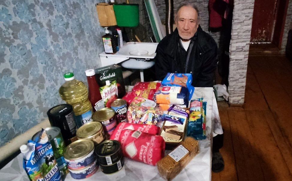 В Чувашии одиноких пенсионеров поддерживают продуктовыми наборами