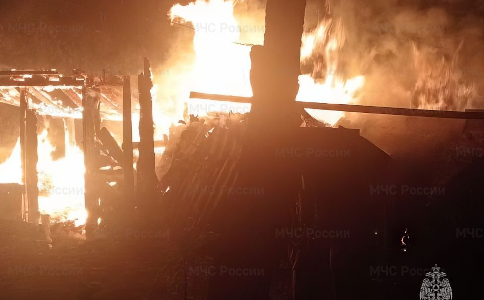 В Чувашии огнеборцы за сутки ликвидировали 3 пожара