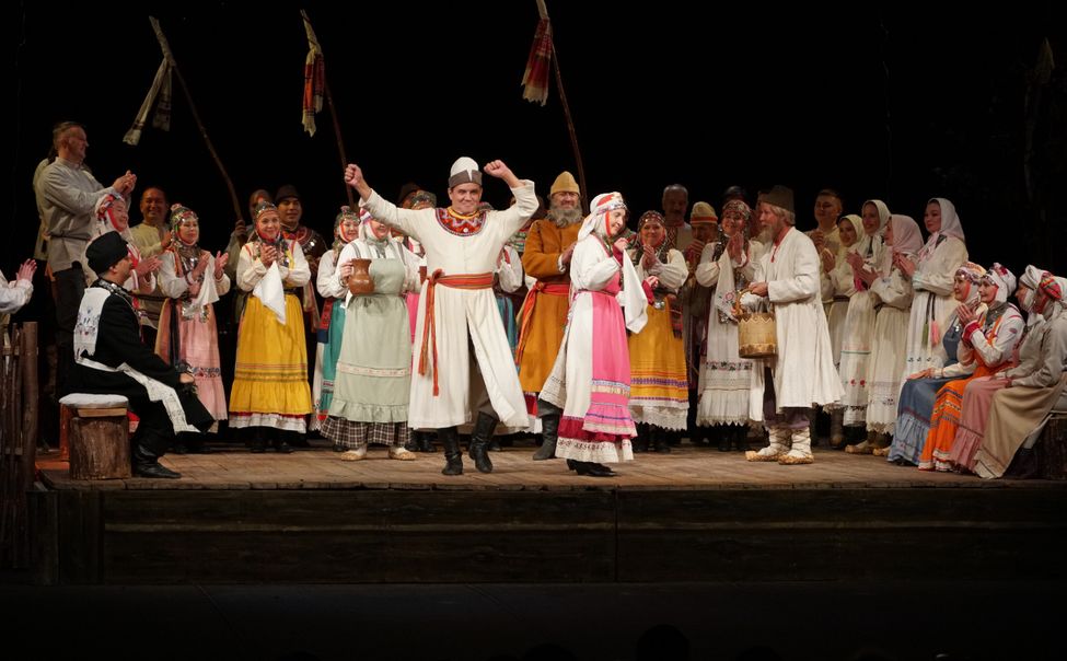 Чувашский драмтеатр открыл 108-й сезон обновленной постановкой драмы «Ялта»