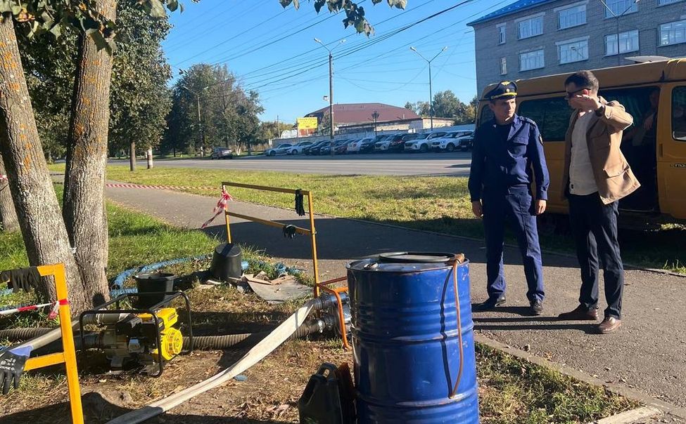 В Шумерле начали ремонт аварийной канализации после вмешательства прокуратуры