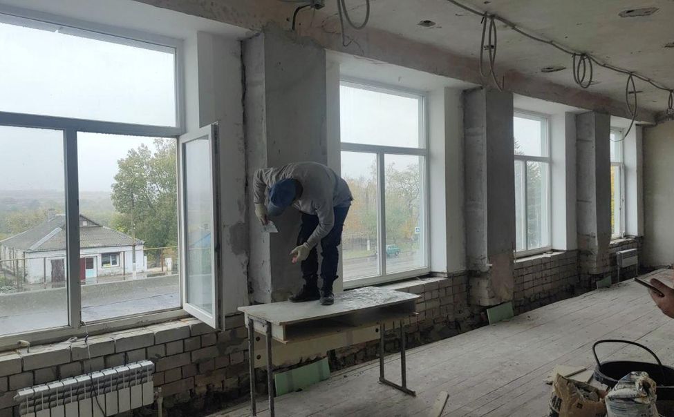 Чувашские строители ремонтируют дома культуры в Запорожье