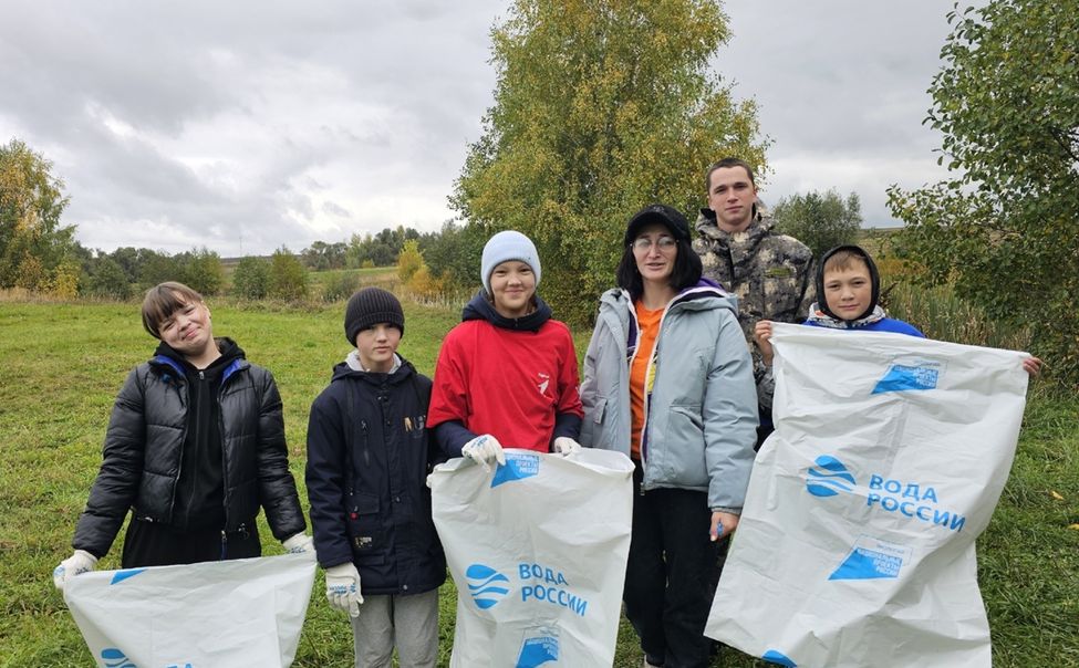 Жители Чувашии выходят на экологические субботники