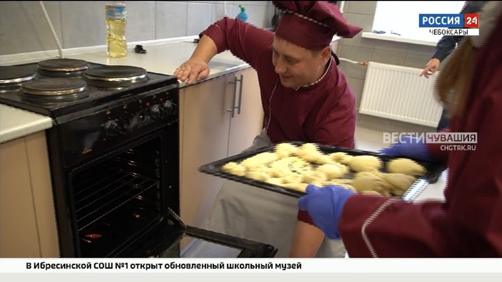 Росгвардейцы провели мастер-класс по выпечке хлеба в чебоксарской школе