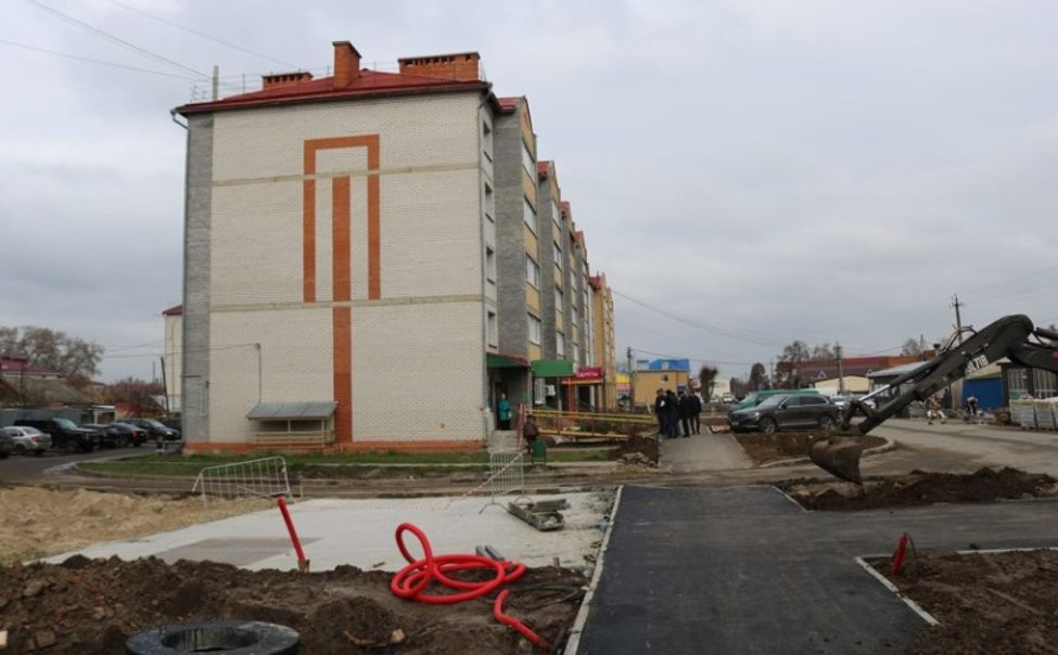 В Ядрине реализуется грантовый проект благоустройства центра города