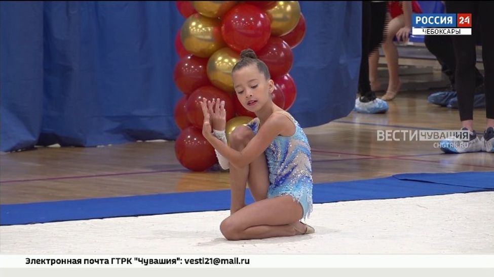 Юные гимнастки показали «класс» на юбилейном турнире «Полёт листьев»
