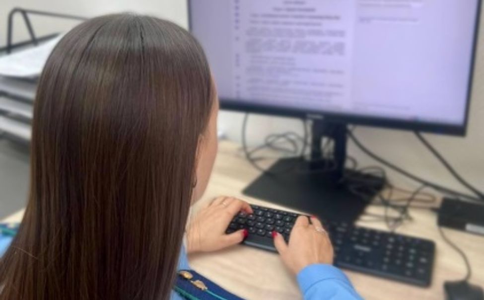 В Чувашии прокуратура отстояла права ребёнка, покусанного собакой на детской площадке