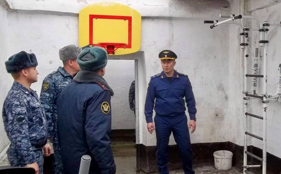 Недочёты по сантехнике, освещению, медобслуживанию: прокуратура проинспектировала СИЗО-2