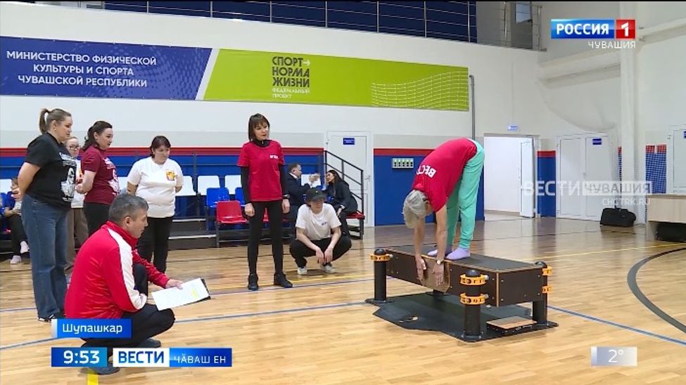 Республикӑри массӑллӑ информаци хатӗрӗсенче тӑрӑшакансем ӗҫпе хӳтӗлеве хатӗр