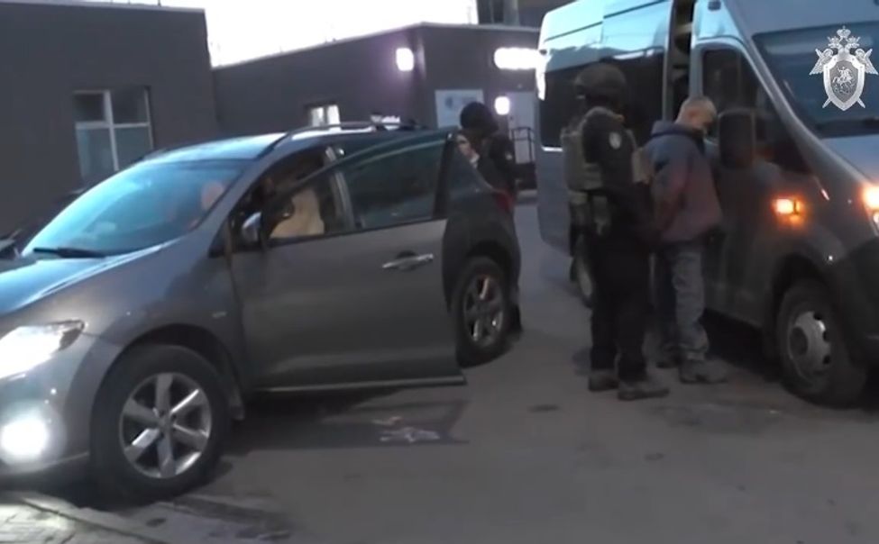 В Чувашии возбудили уголовное дело в отношении местных жителей, похитивших деньги у участника СВО