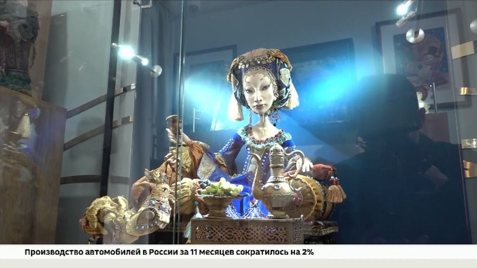 Первыми «заселили» новую чебоксарскую галерею авторские куклы со всей России