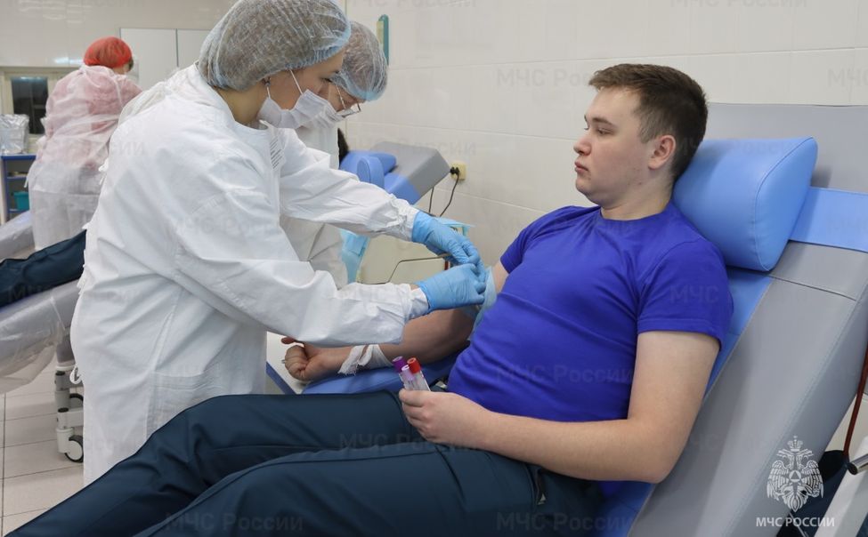 В Чувашии спасатели сдали более 17 литров крови