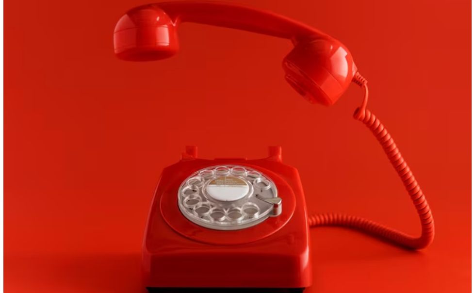 В пятницу в Чебоксарах проведут прямую линию по капремонту школ 