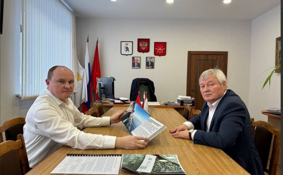 Чебоксарский речпорт планирует совместные турпроекты с Козьмодемьянском