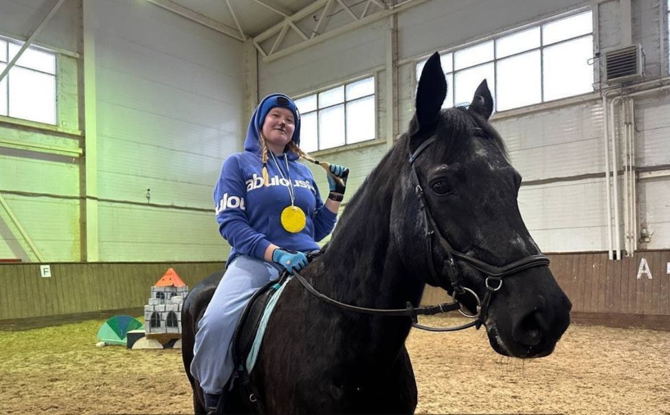В пятницу Новочебоксарская спортшкола приглашает на мюзикл с участием лошадей