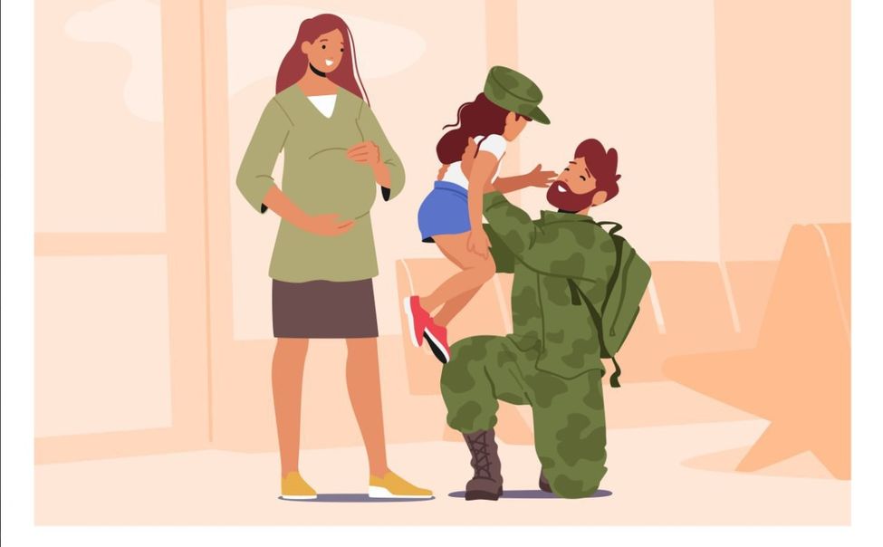 С 1 февраля до 45 тыс рублей увеличат единовременное пособие беременным женам военных