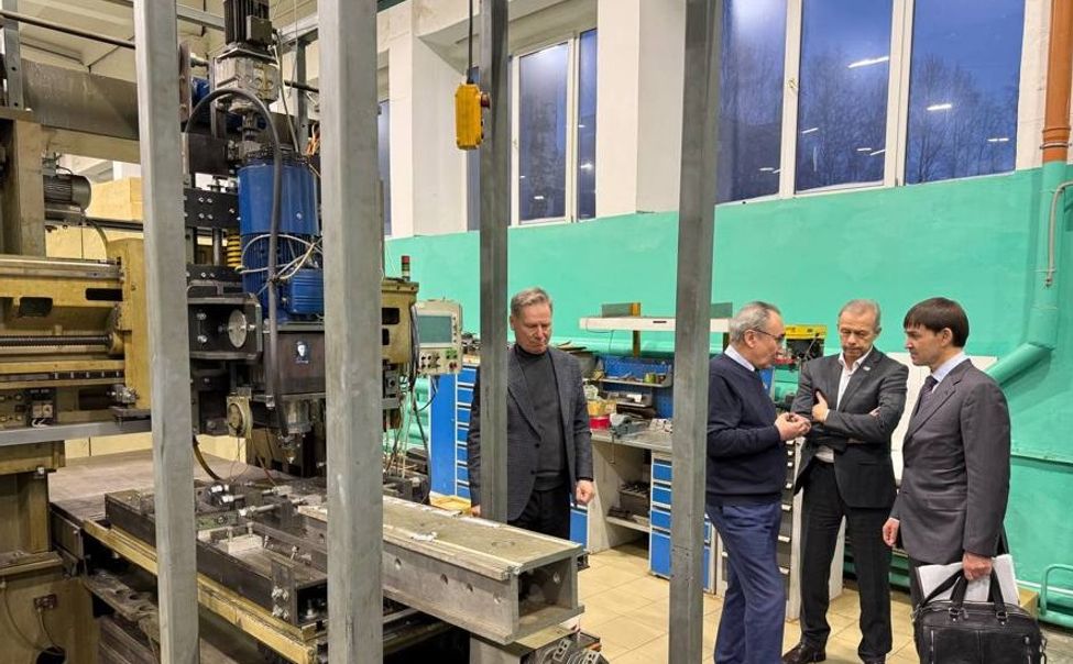 В ЧГУ на уникальном оборудовании готовят специалистов для цифровой энергетики В ЧГУ на уникальном оборудовании готовят специалистов для цифровой энергетики