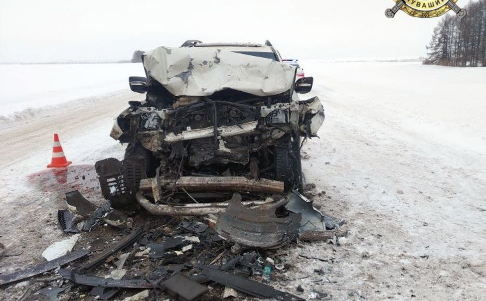 После лобового столкновения в Комсомольском округе оба водителя доставлены в больницу После лобового столкновения в Комсомольском округе оба водителя доставлены в больницу