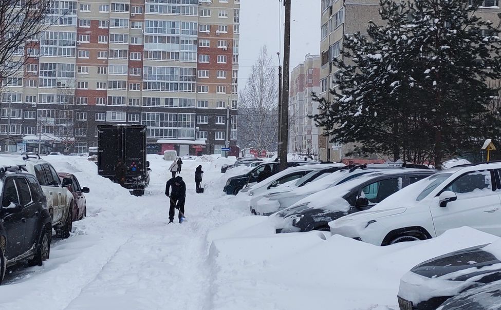 В Новочебоксарске работает "снежный десант"