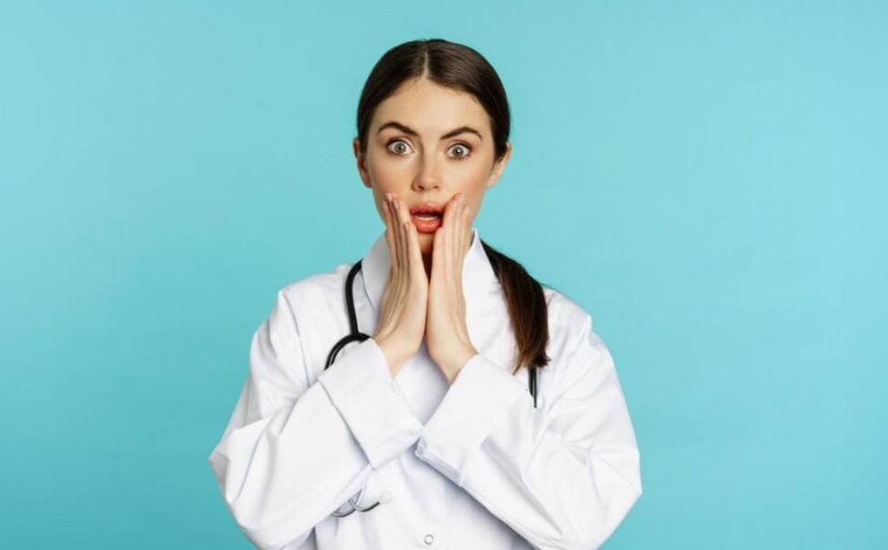 За один день чебоксарские врачи извлекли из ЖКТ пациентов коронку и ключ