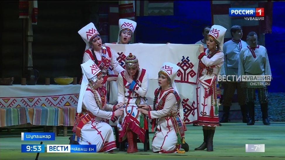 Чӑваш кӗввин фестивалӗн сцени ҫине "Нарспи" опера тухрӗ
