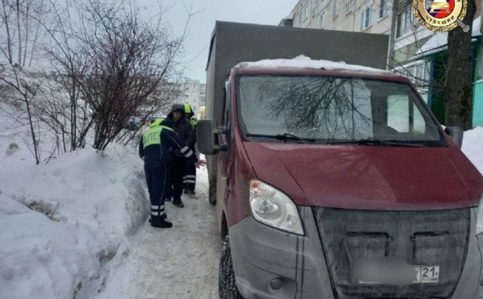В Новочебоксарске водитель наехал на мальчика В Новочебоксарске водитель наехал на мальчика