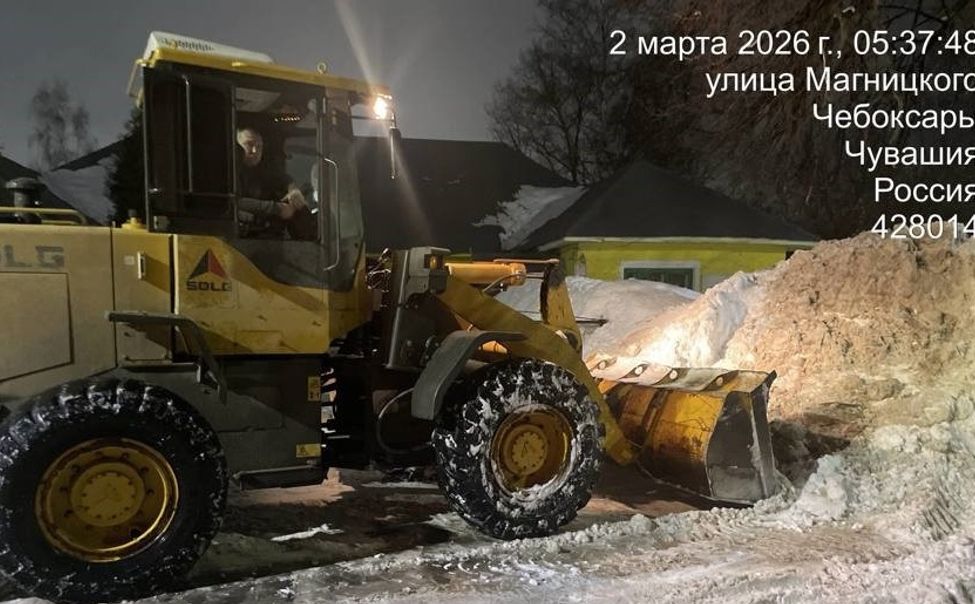 Управляющие компании в Чебоксарах сконцентрировались на уборке снега, наледи и сосулек