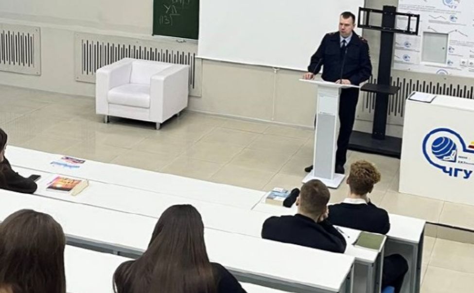 В Чебоксарах полицейские провели День профилактики