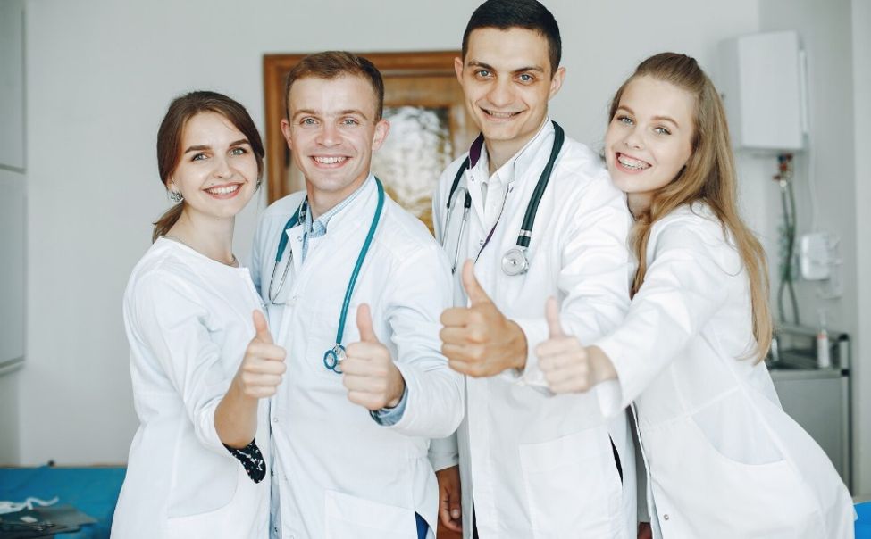 В Чувашии мотивационную кампанию для студентов-медиков усилят рублём