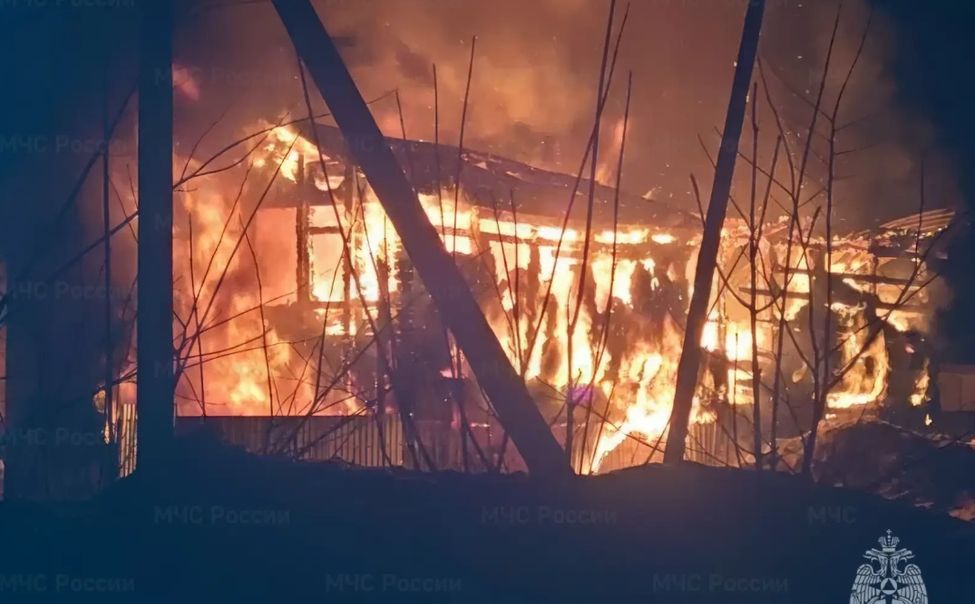 В Ишлеях сгорел 2-этажный частный дом