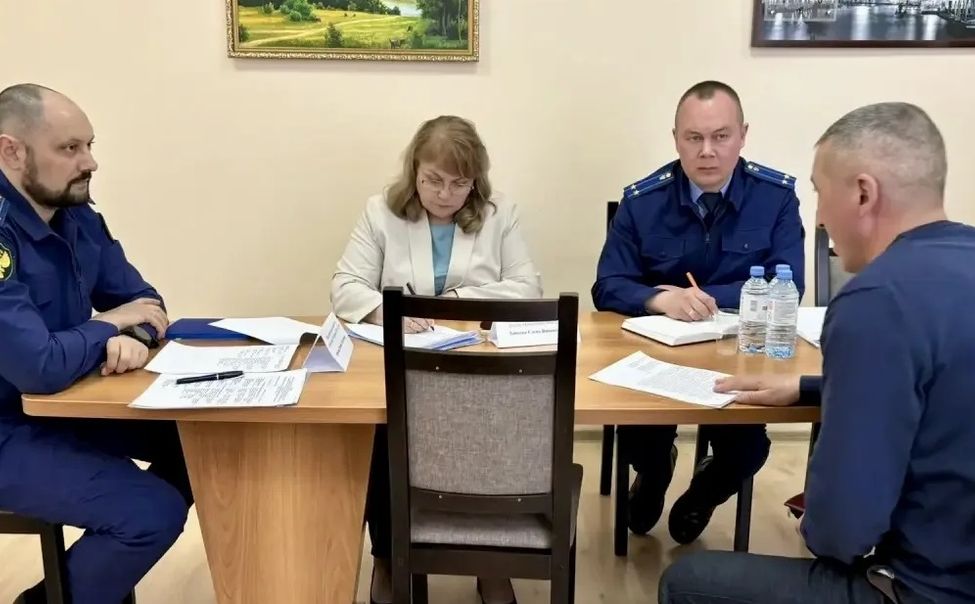 Зампрокурора Чувашии принял участников СВО и их семьи в Урмарском округе