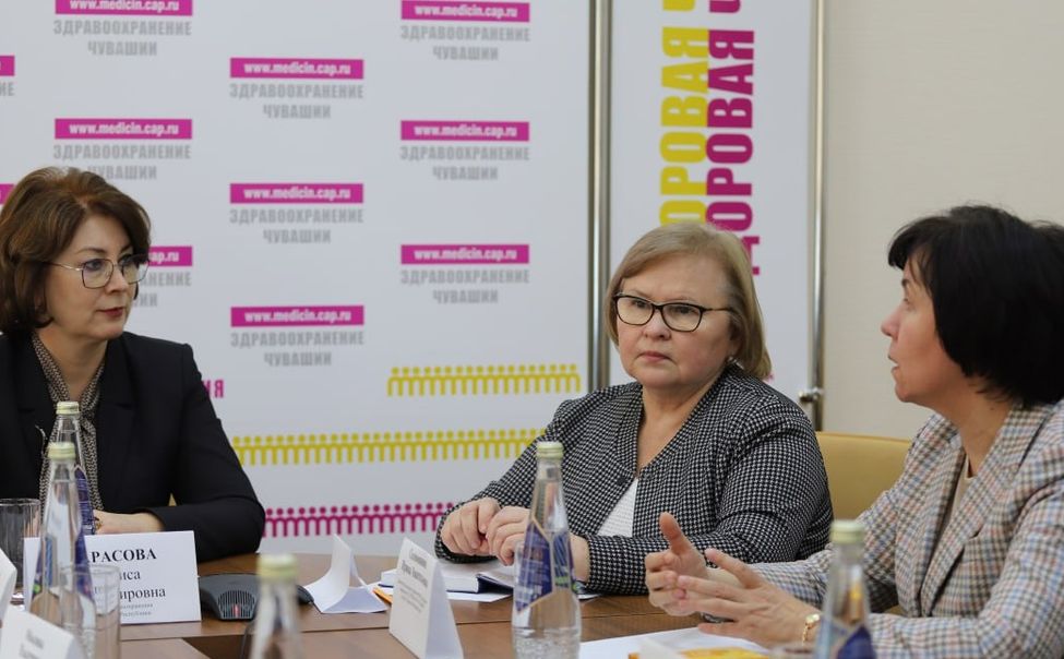 В Чувашии обсудили меры по улучшению качества жизни пожилых людей